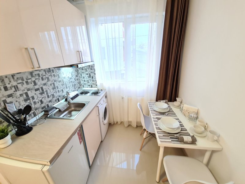 Berceni, metrou Berceni si Dimitrie Leonida,